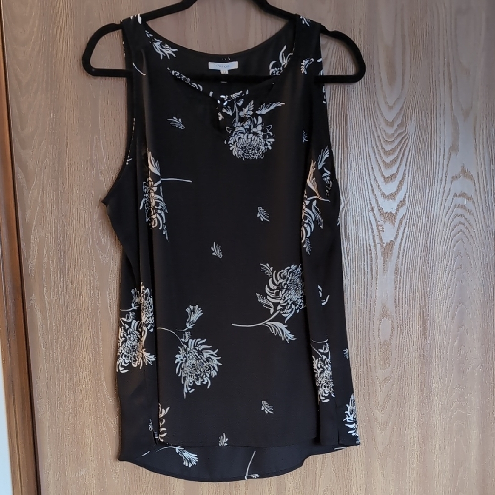 Maurices Black Floral Sleeveless Top